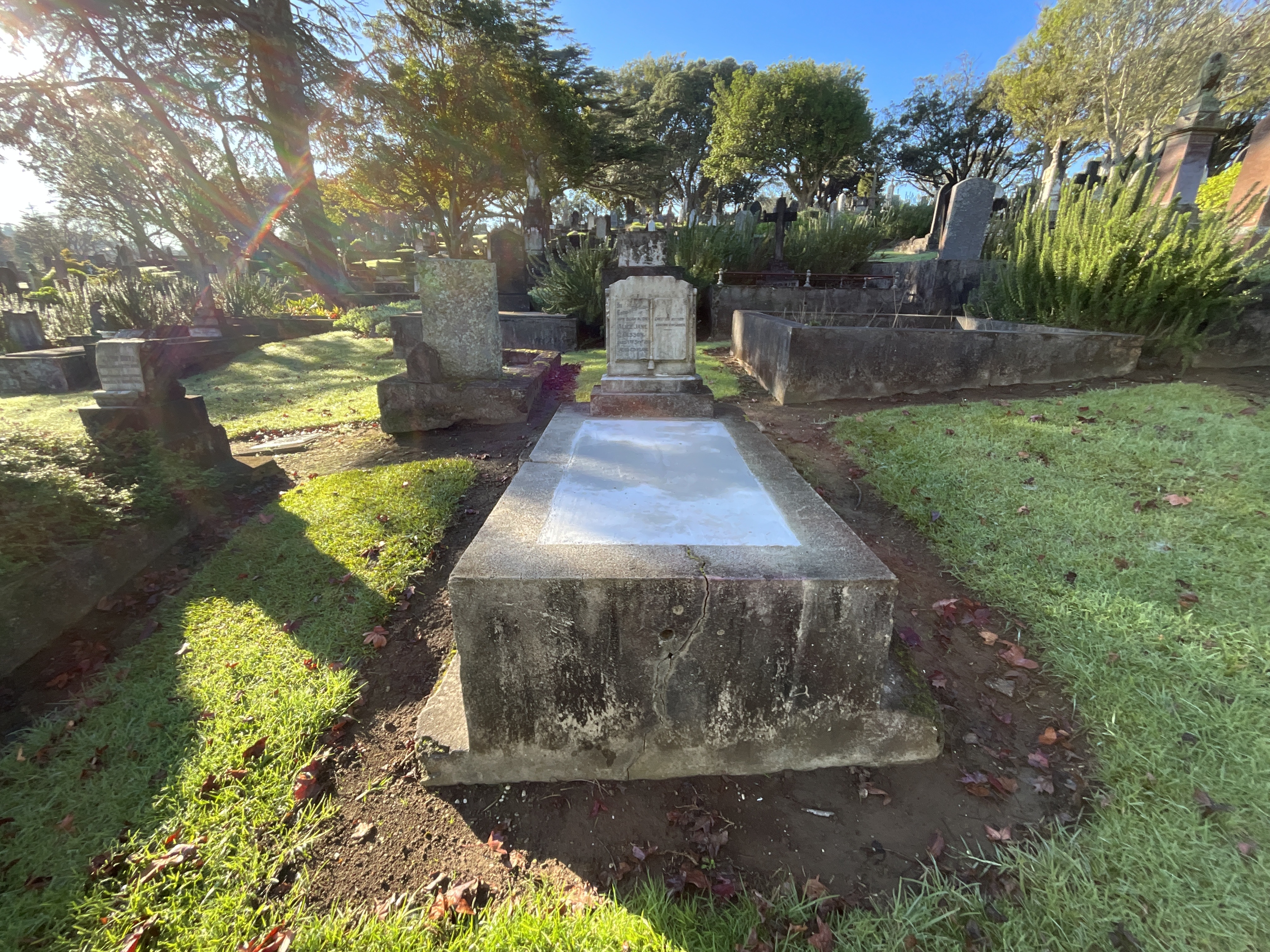 headstone