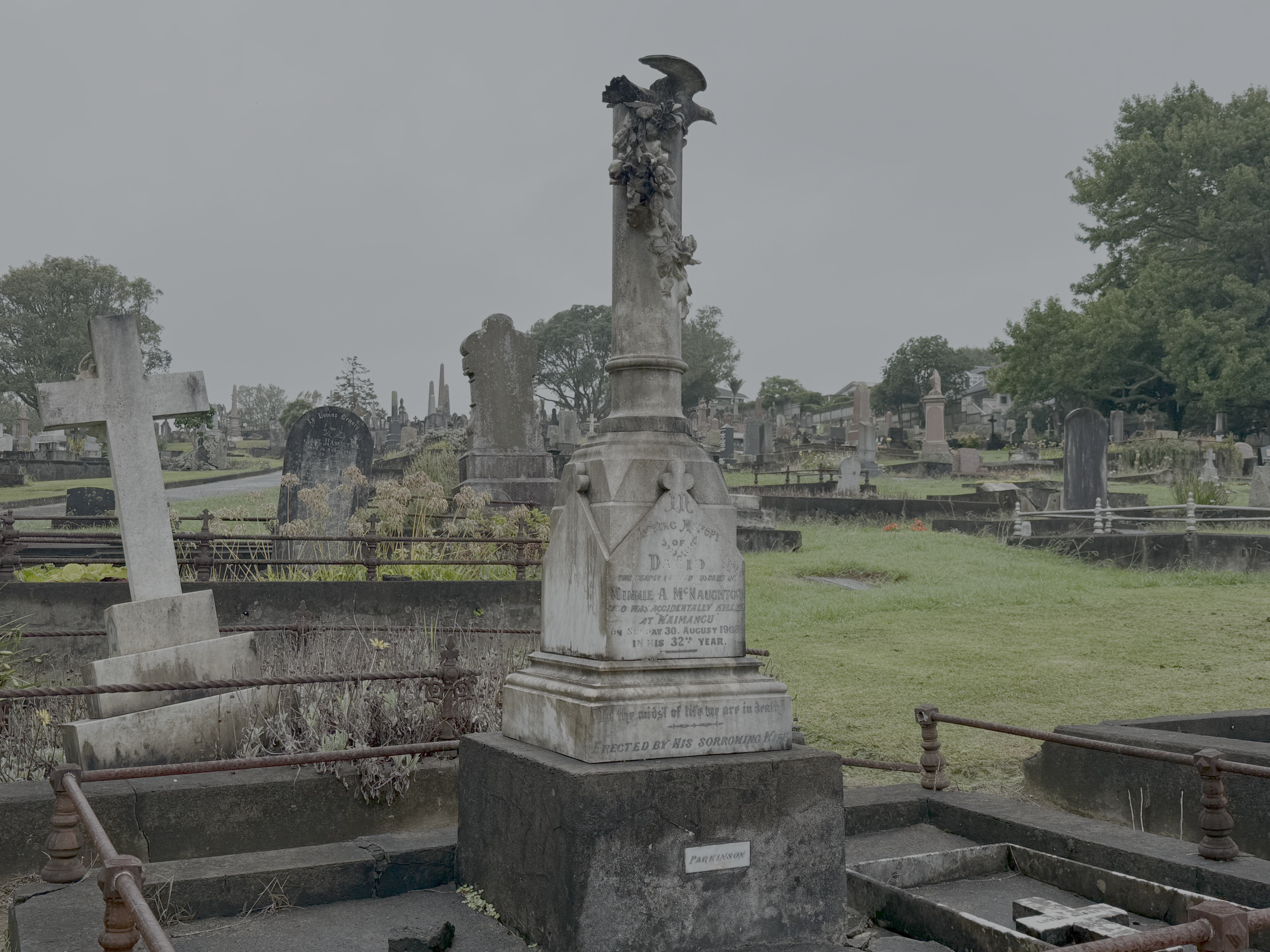 headstone