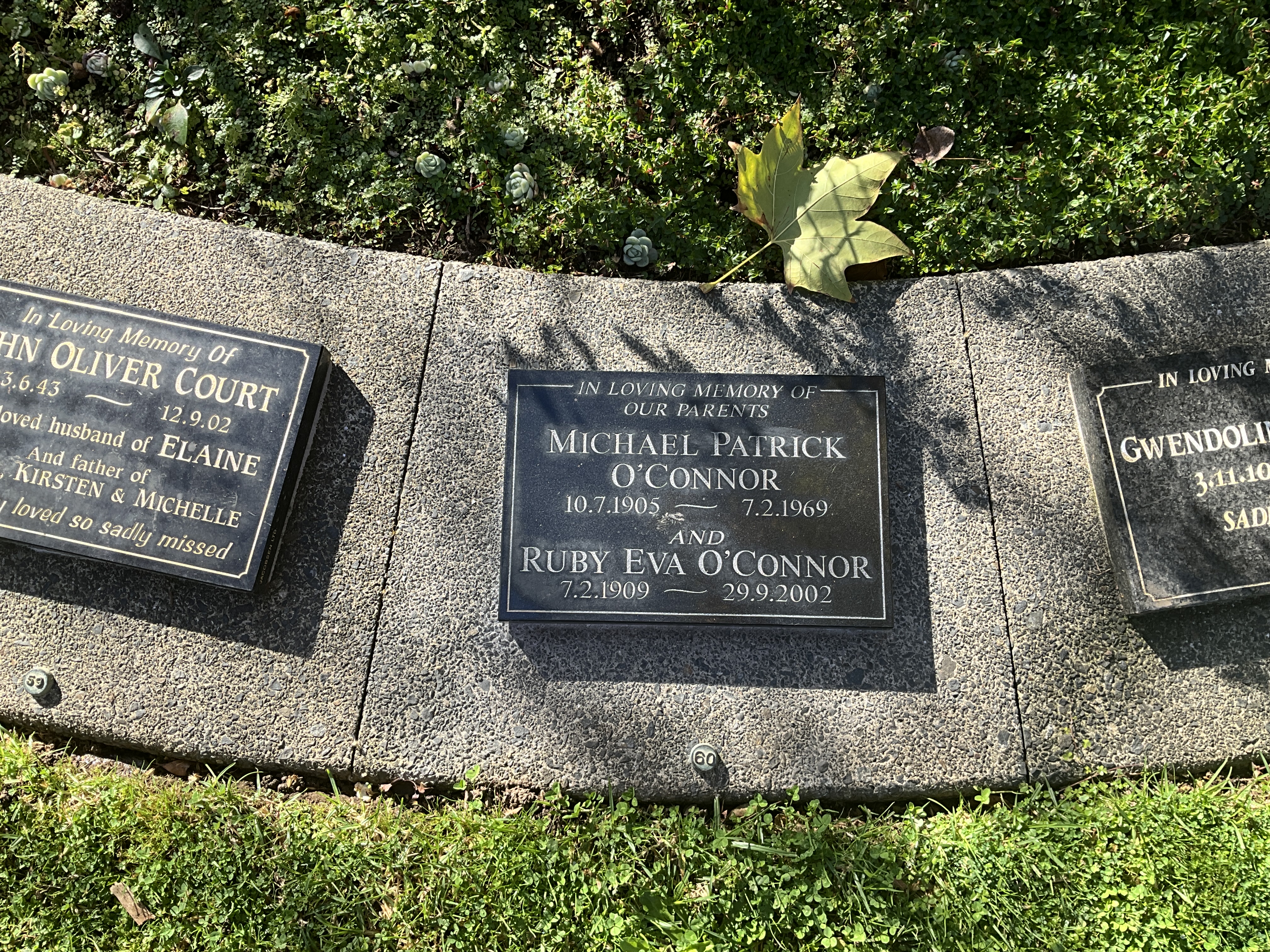 headstone