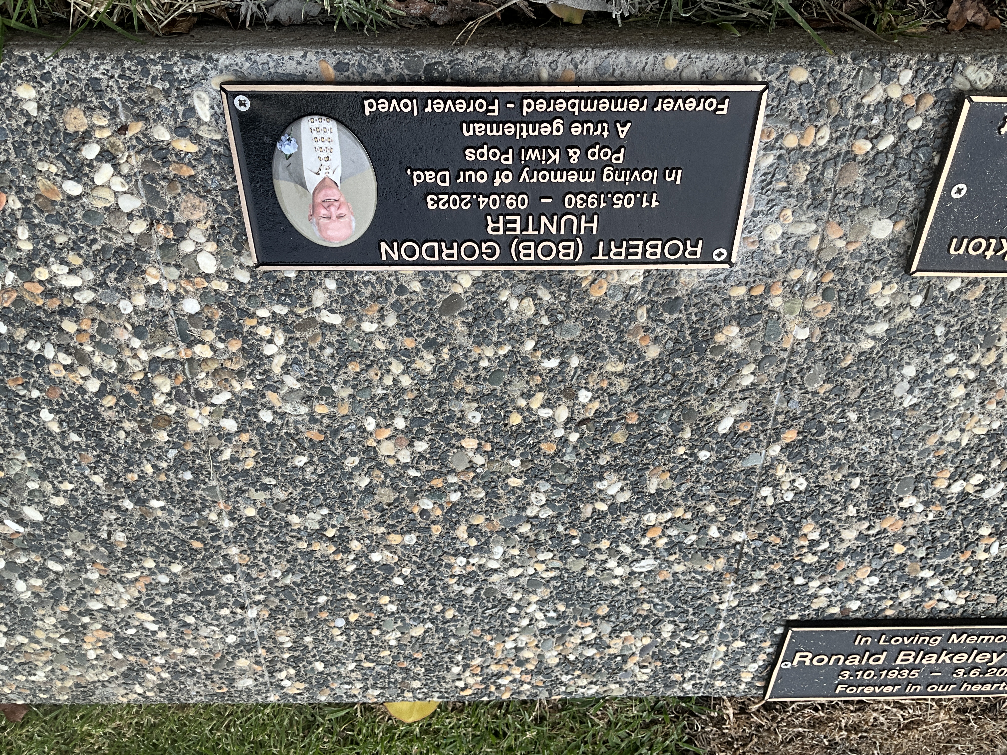 headstone