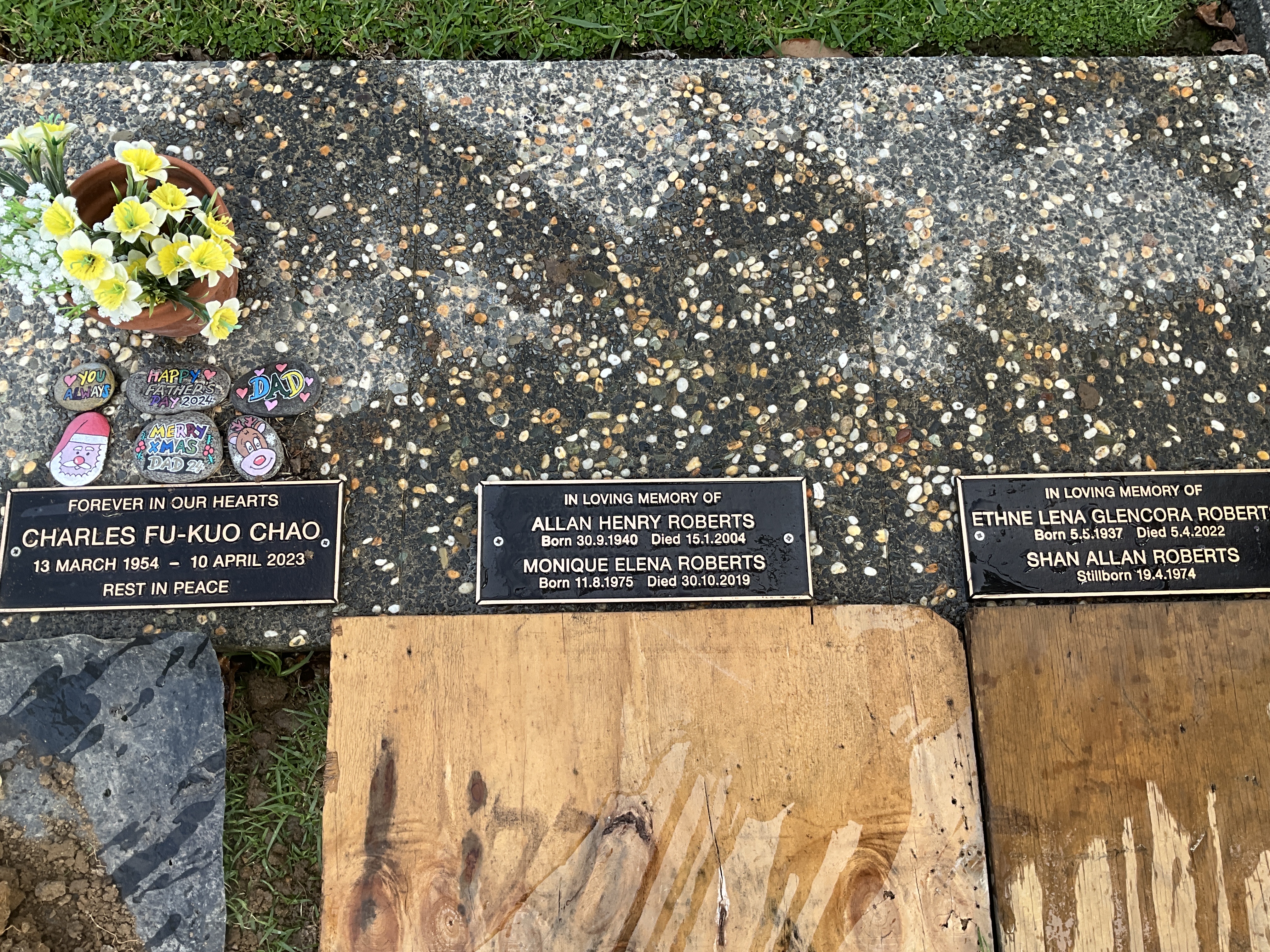 headstone