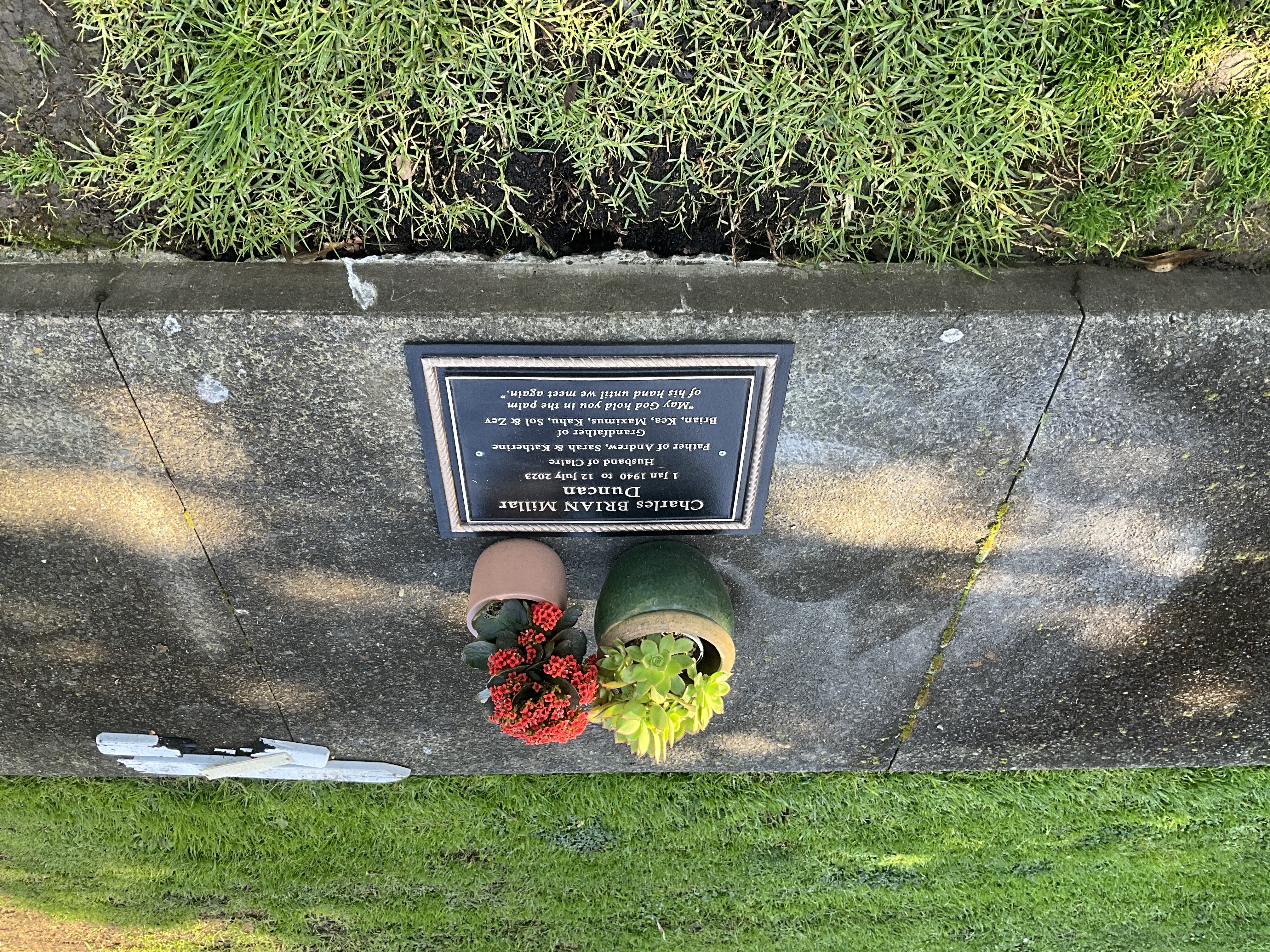headstone
