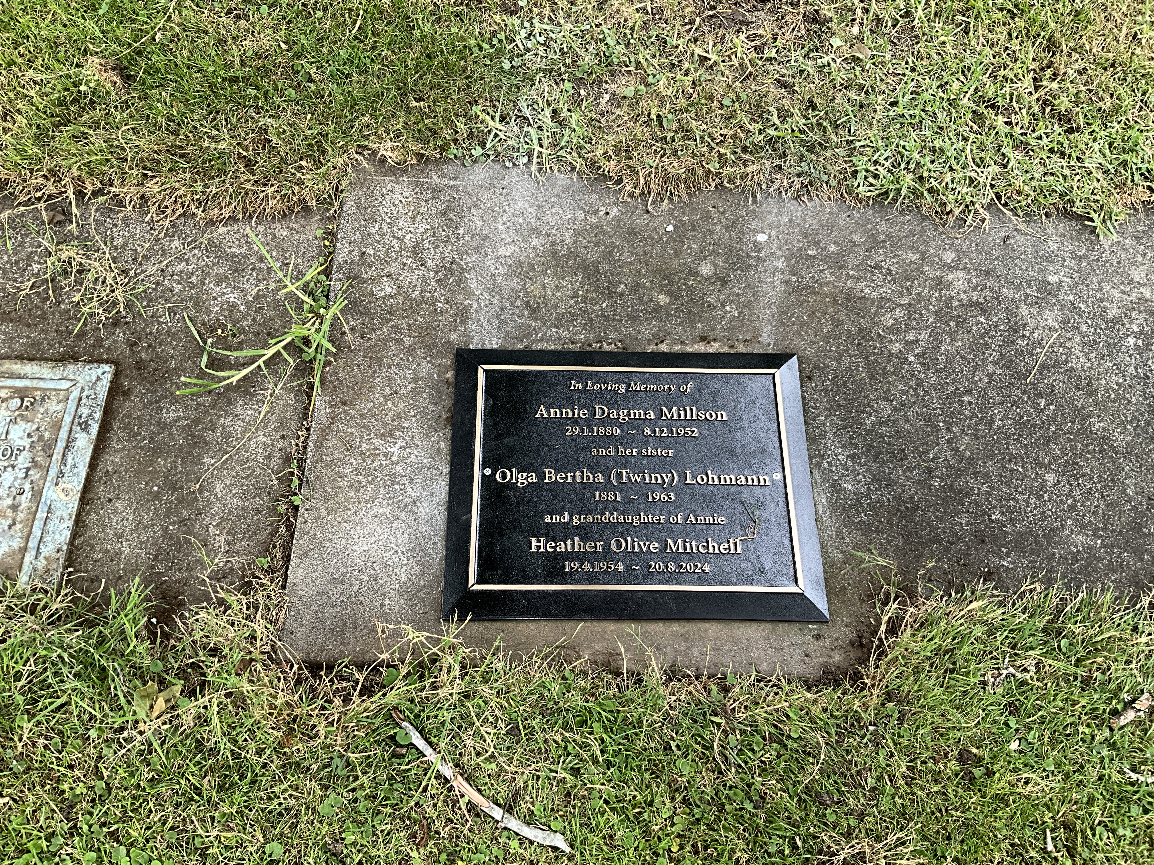headstone