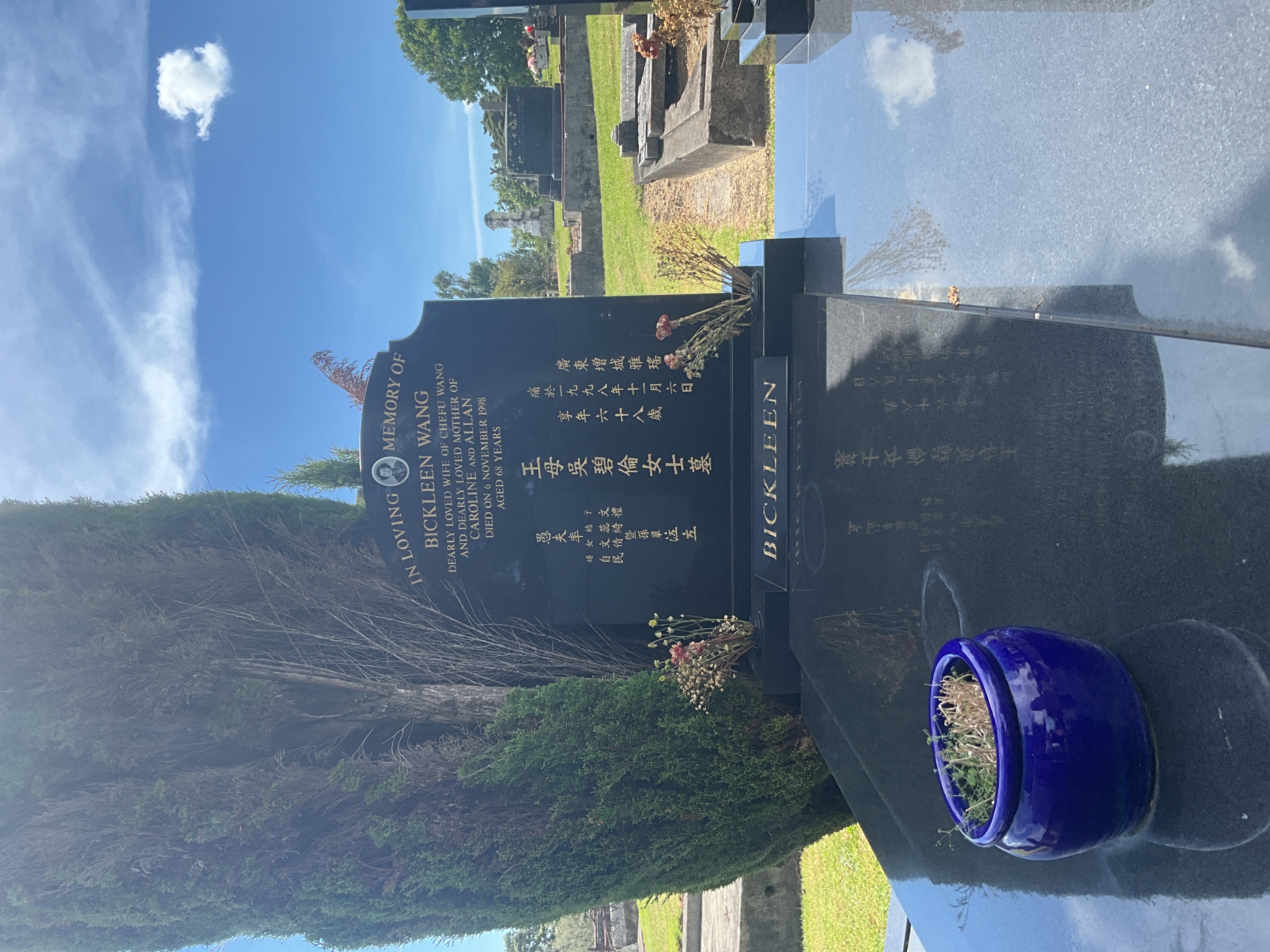 headstone