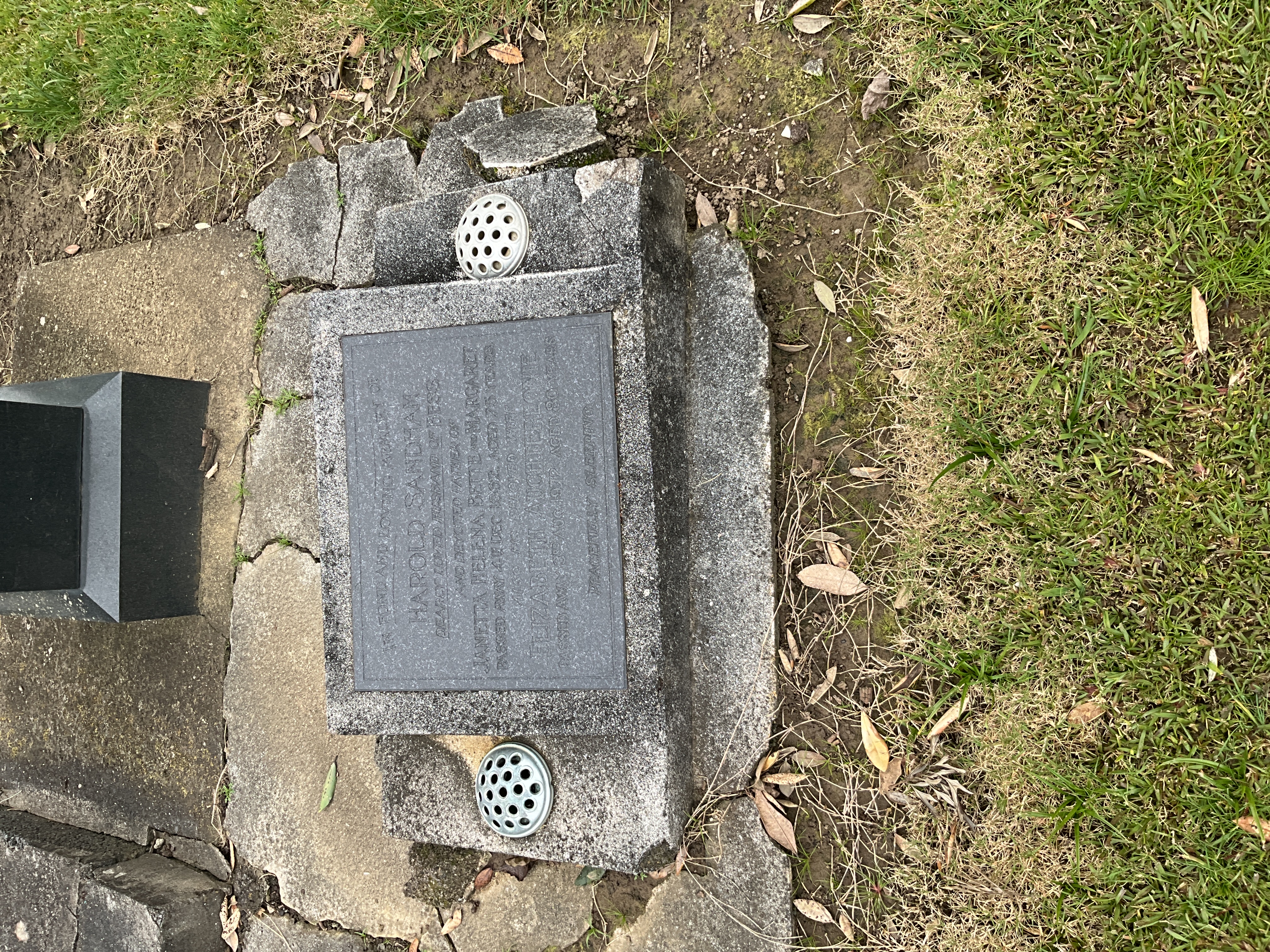 headstone
