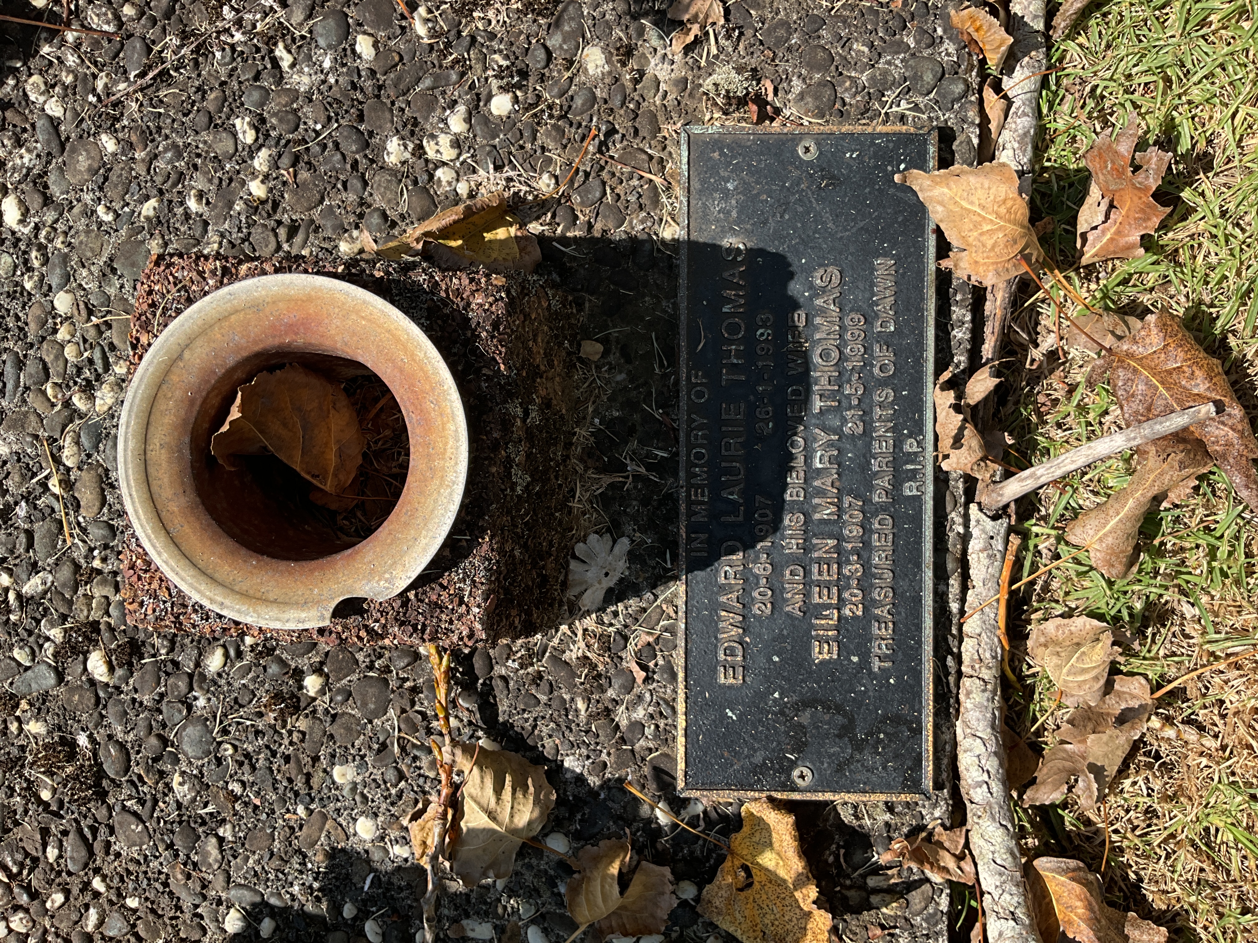 headstone