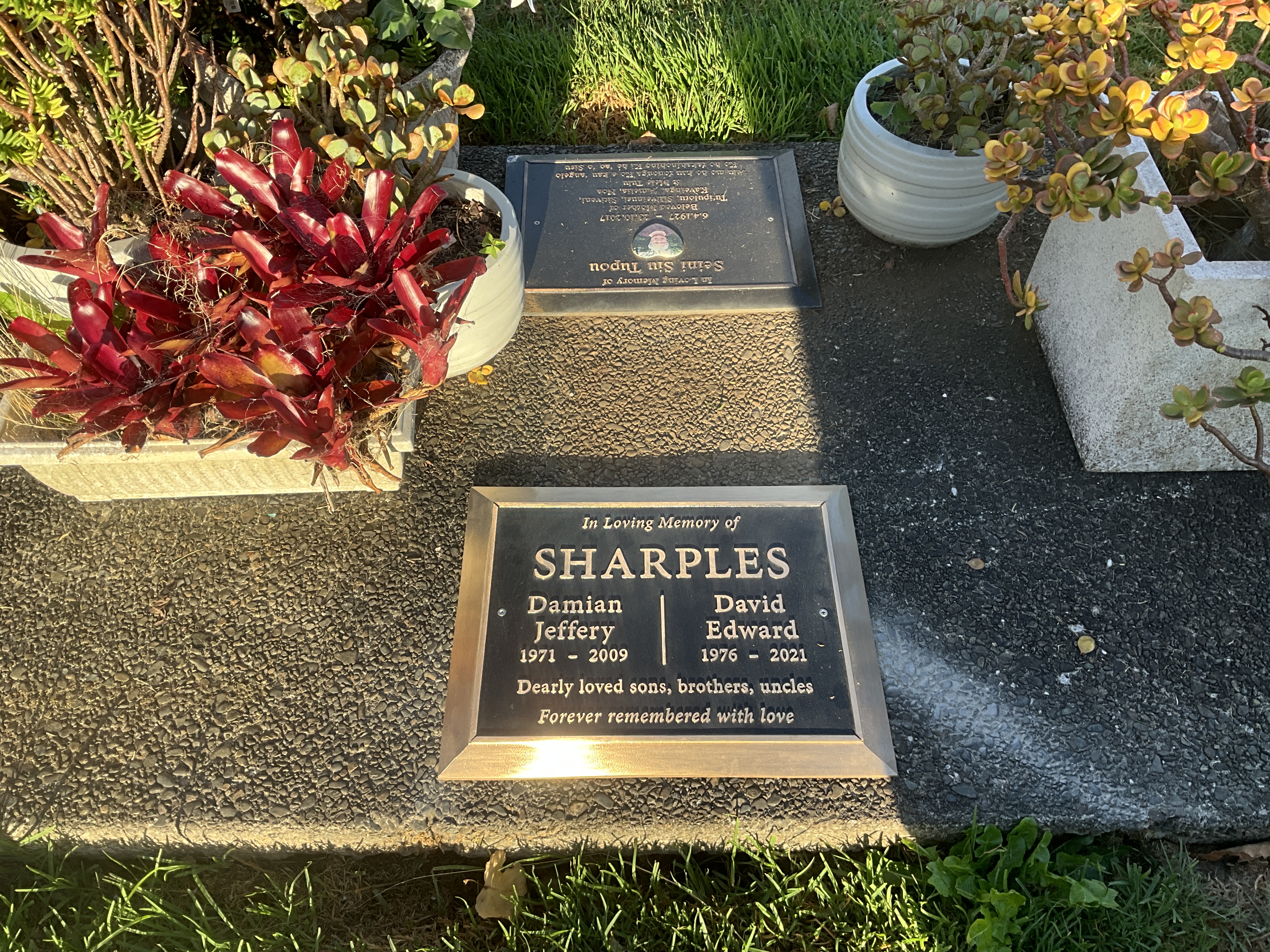 headstone