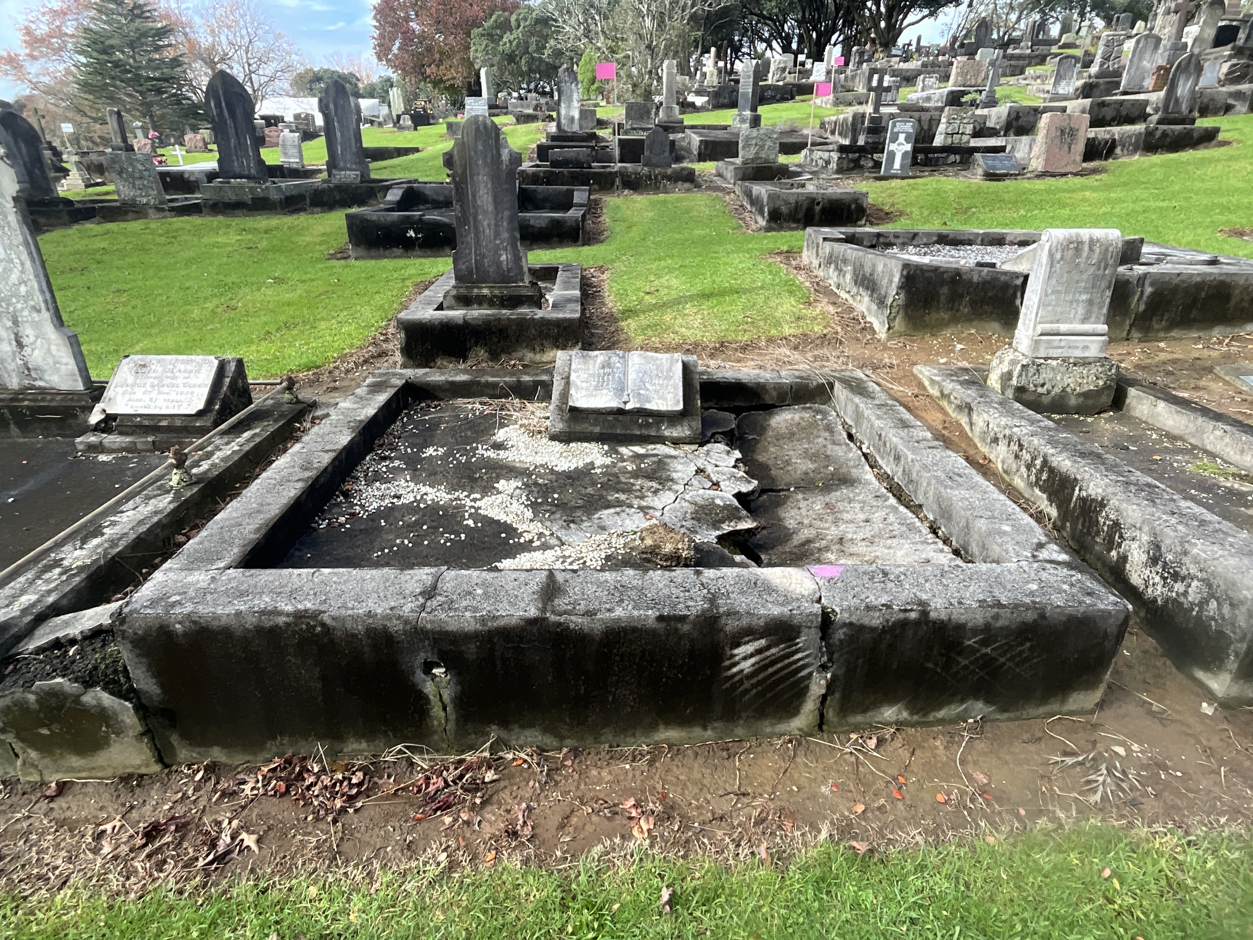 headstone