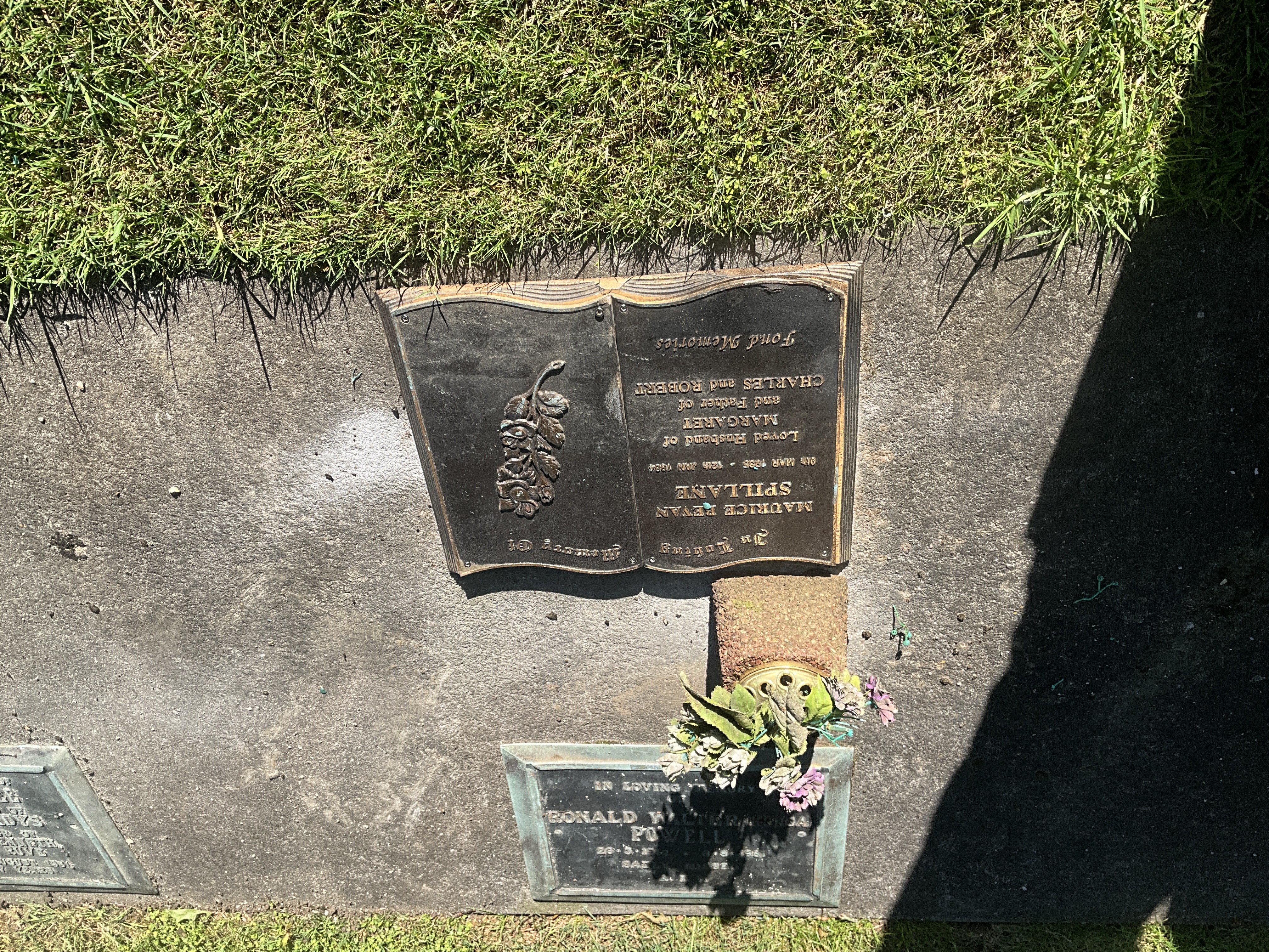 headstone