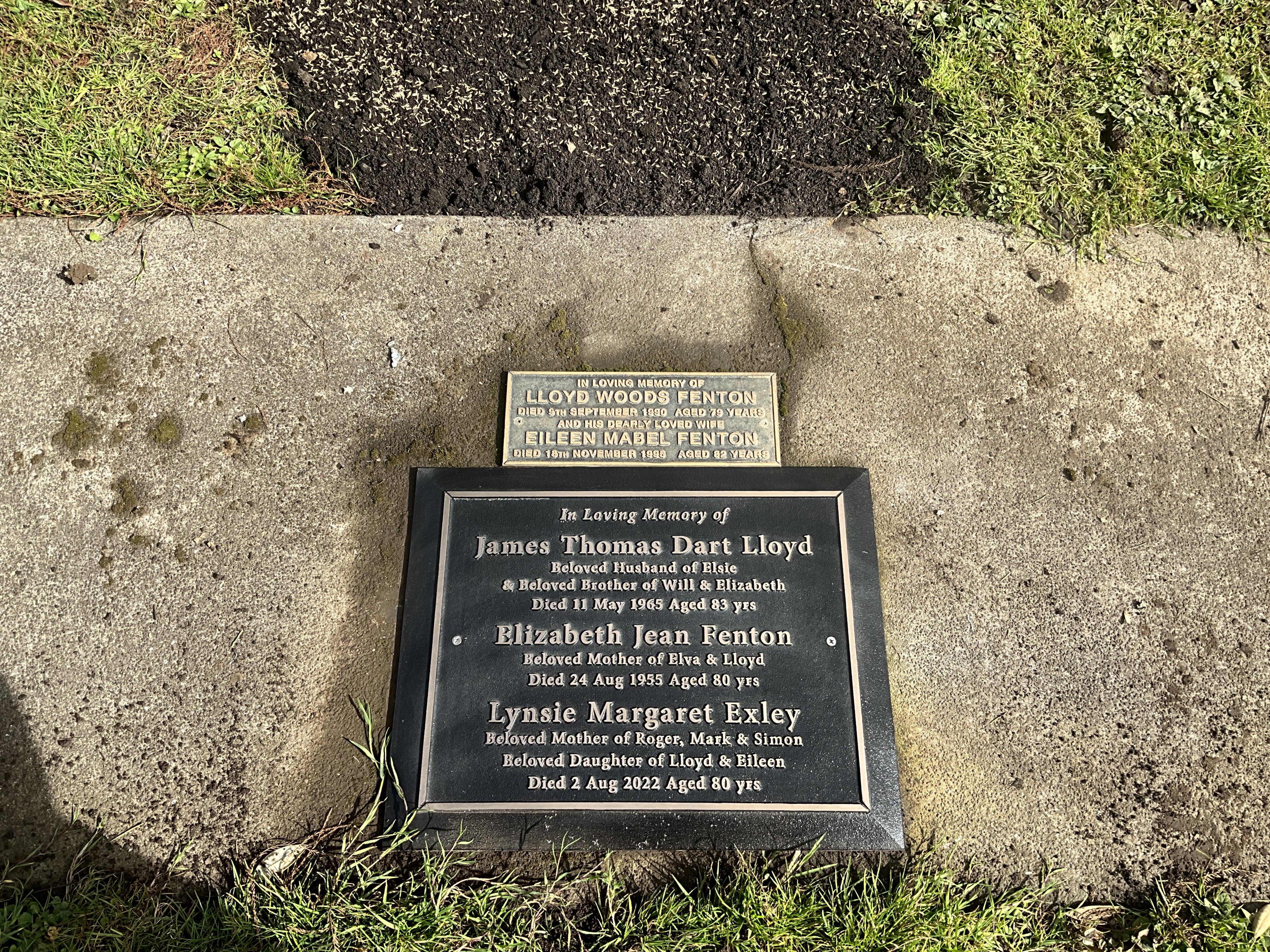 headstone