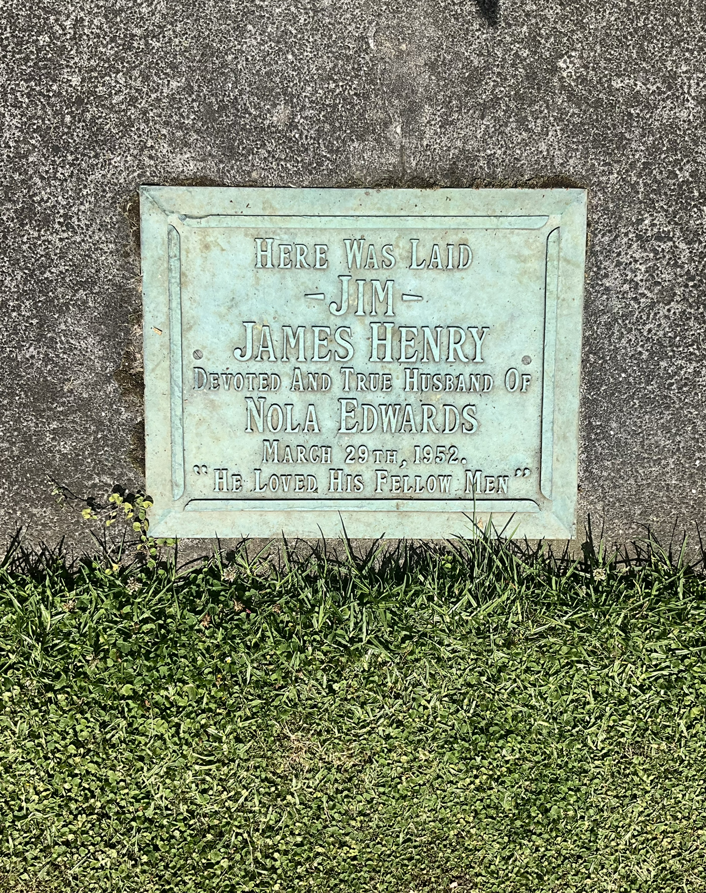 headstone