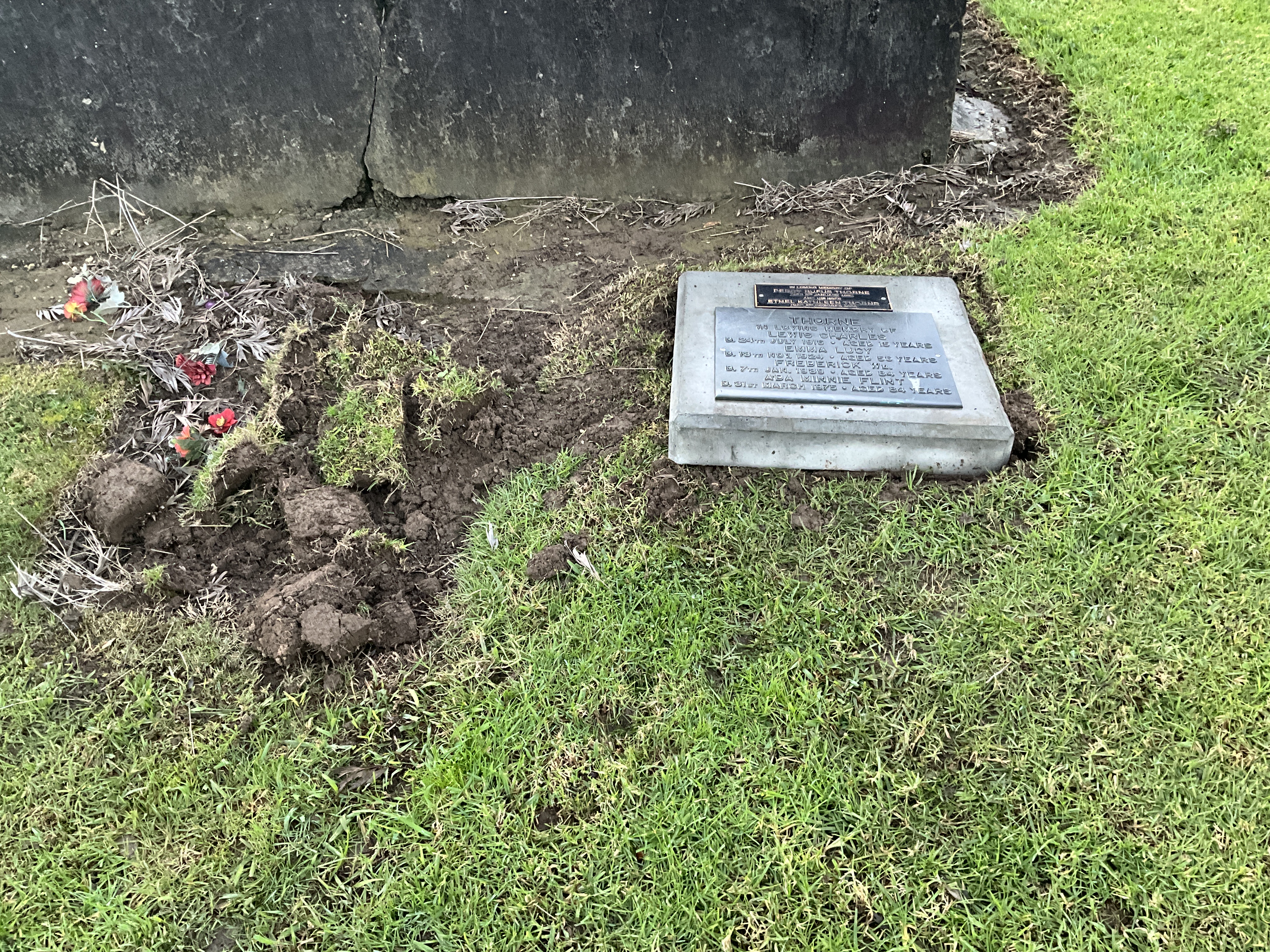 headstone