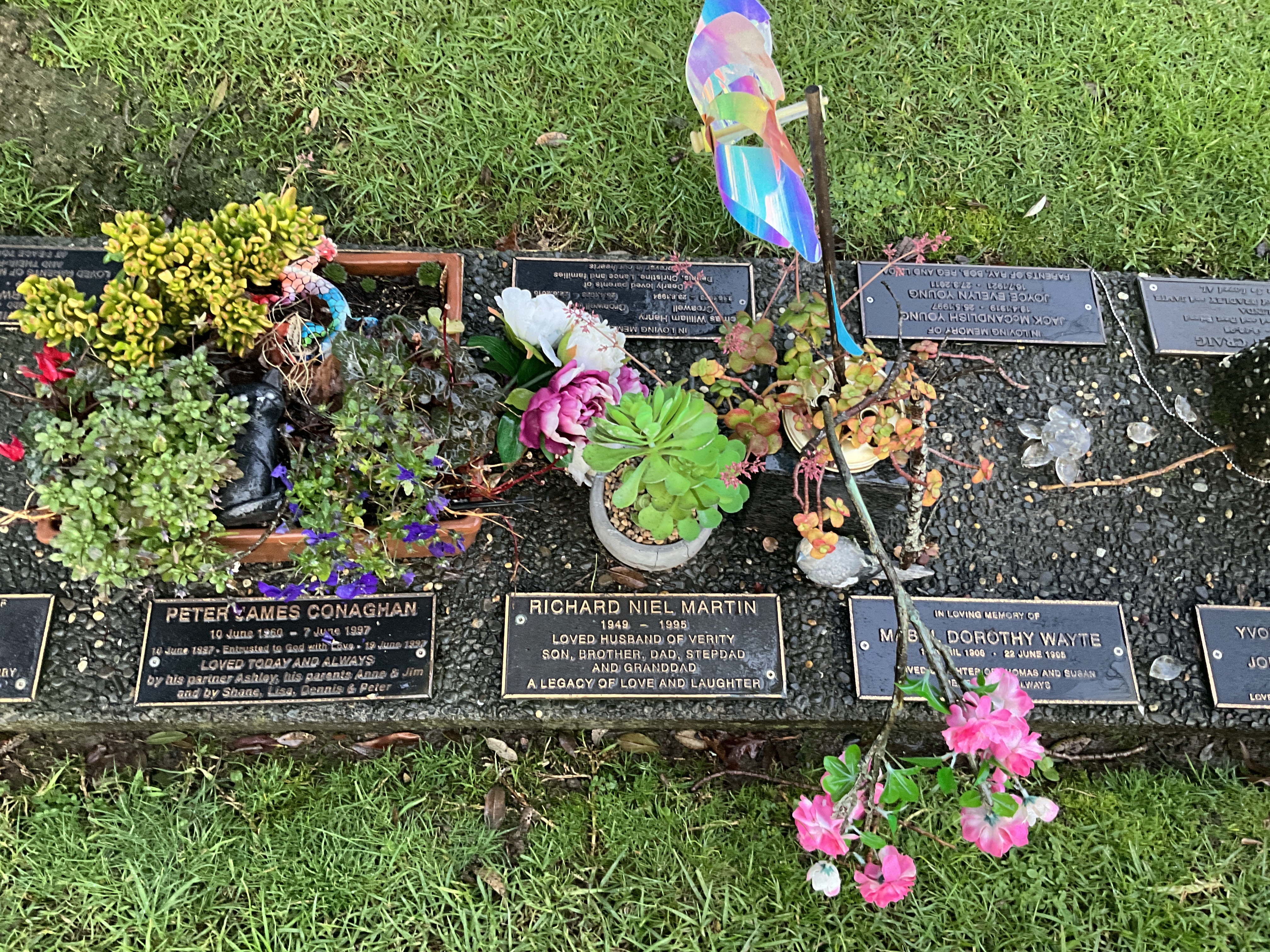 headstone
